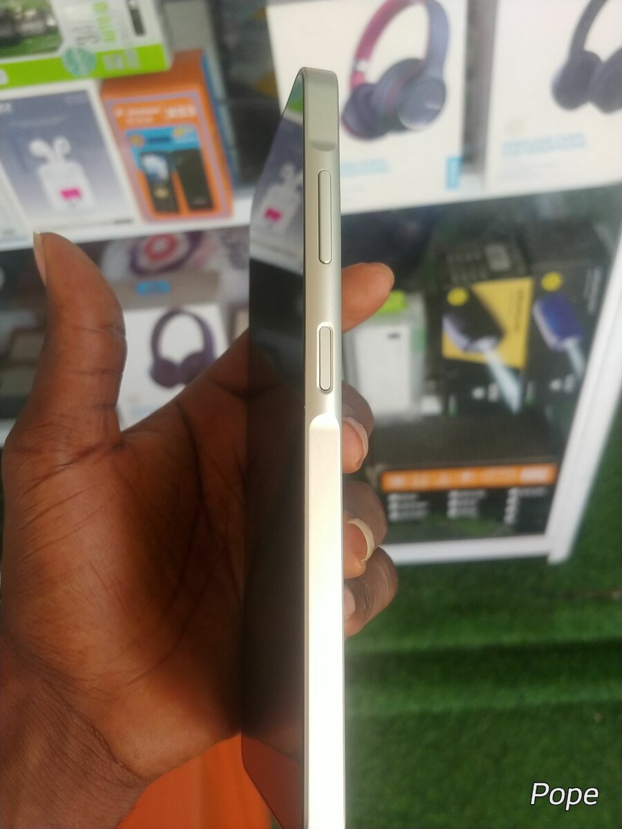 Samsung Galaxy A06 Gold