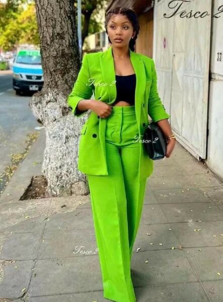 Tailleur femme vert chic