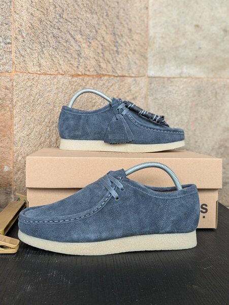 CLARKS WALLABIES (ORIGINALS)