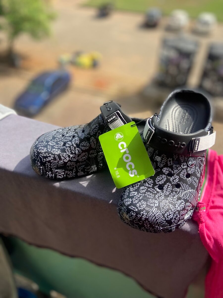 Crocs