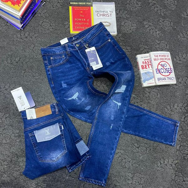Stock Jeans