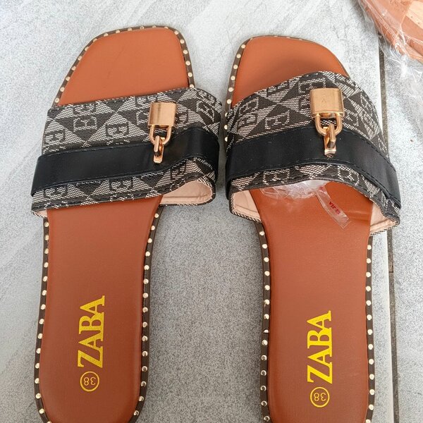 Sandales tendance pour femmes