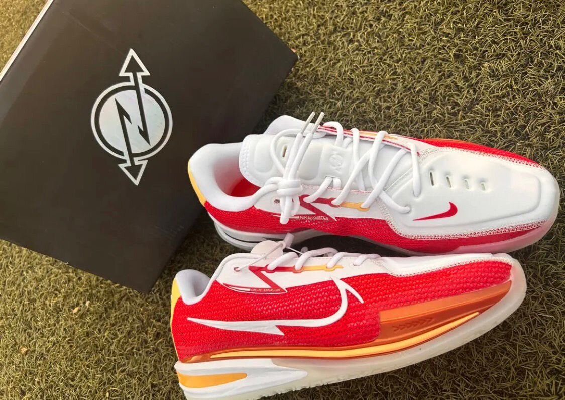 Chaussures de sport multicolores