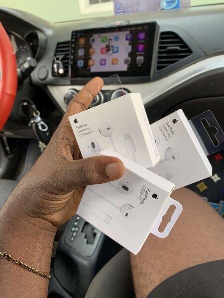 Apple Type C Earpods