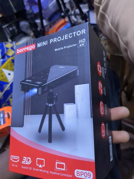 Projecteur Mini HD 4K Borrego