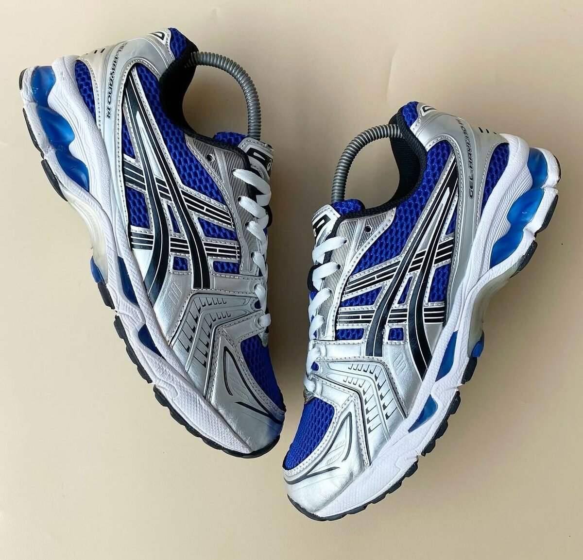 ASICS SNEAKER