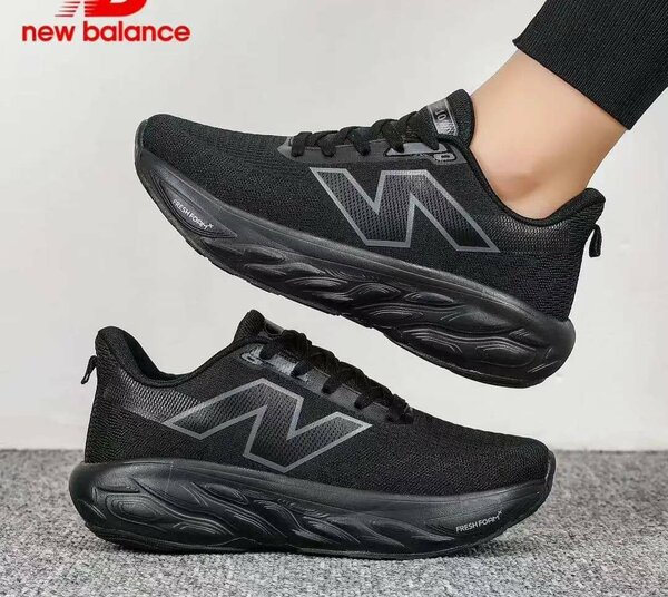 New Balance Sneakers Noires