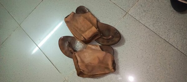 Sandales en cuir vintage