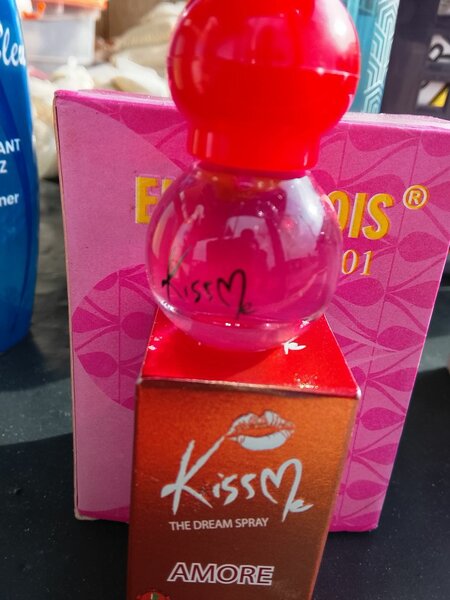 Parfum Femme Kiss Amore