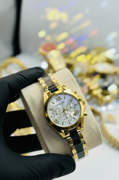 Montre  Dorée pour femme