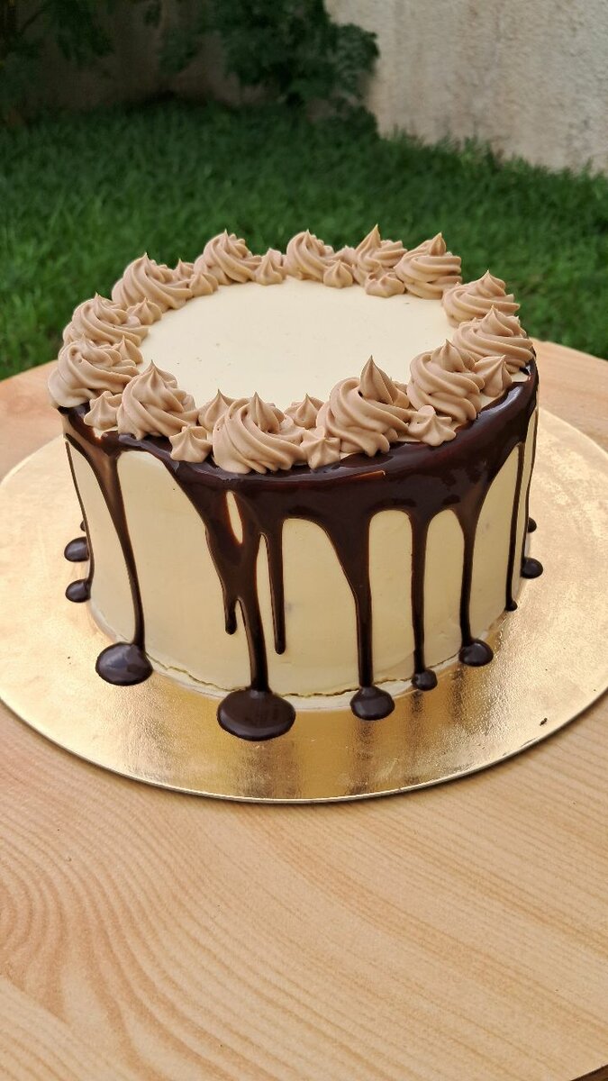 Gâteaux décoratifs 6 parts