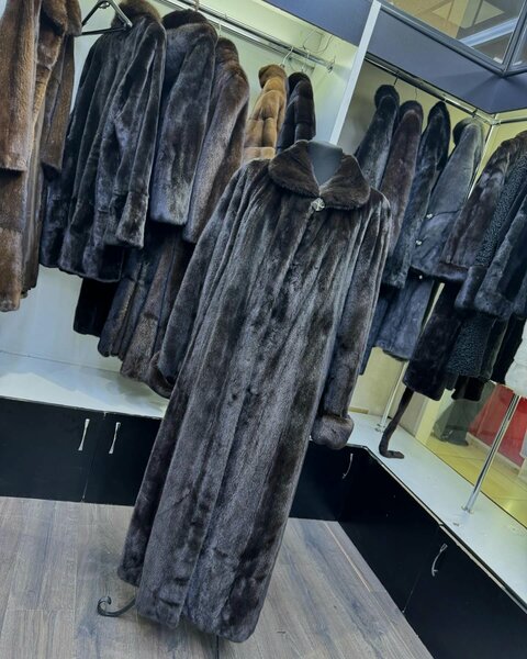 Великолепная элегантная норковая шуба