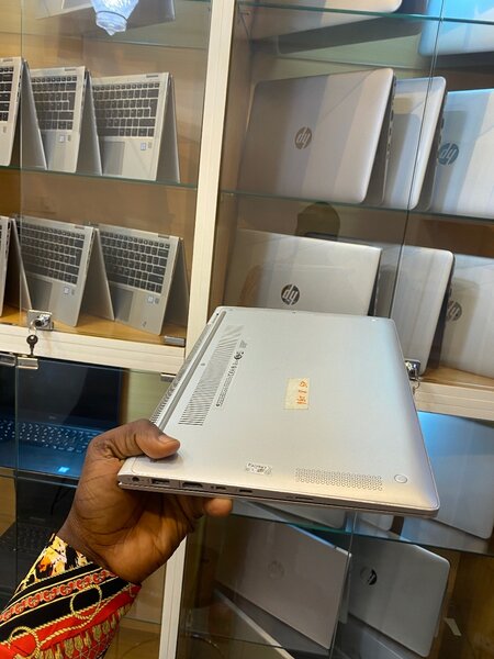 Elitebook 1030 G2 corei5 x360