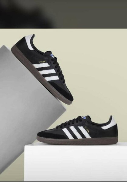 Chaussures Adidas Samba Noires
