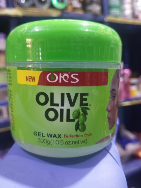 Cire coiffante d'olive