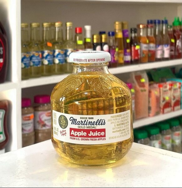 Martinellis apple juice