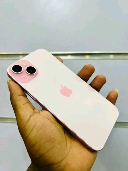 iPhone Rose - Élégance et Style