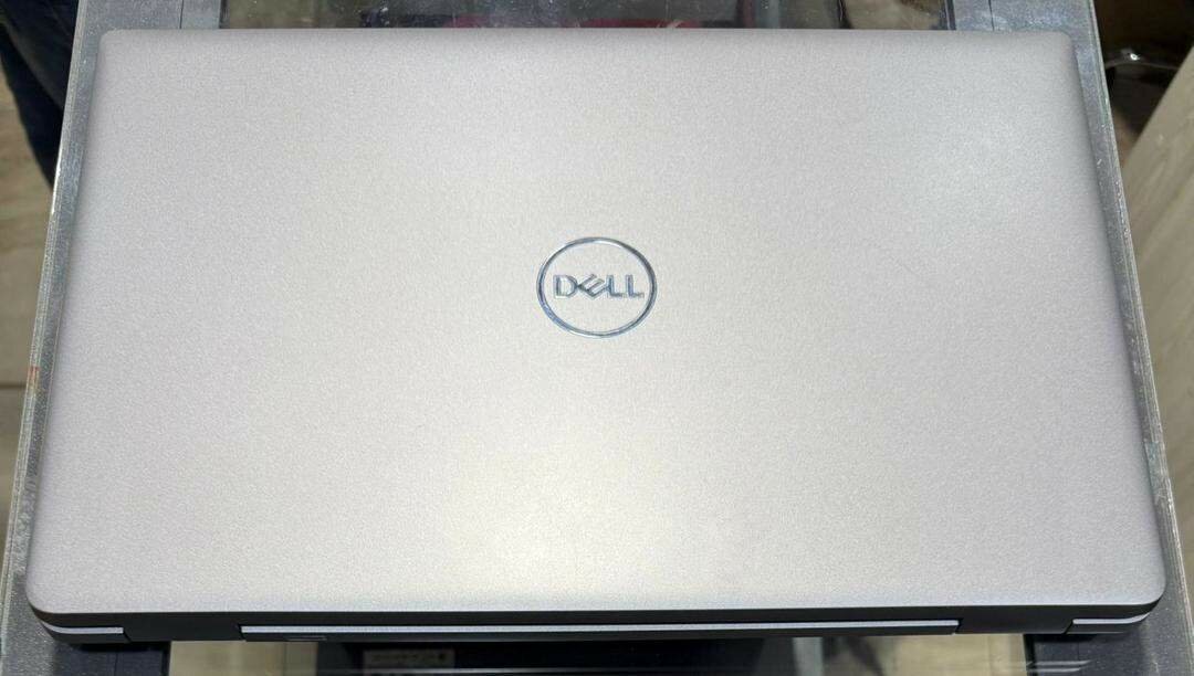 PC Dell Latitude 5550 Core Ult