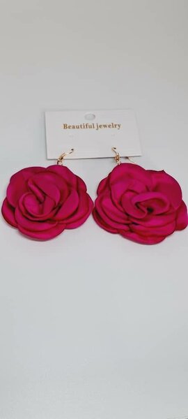 Boucles d'oreilles florales élégantes