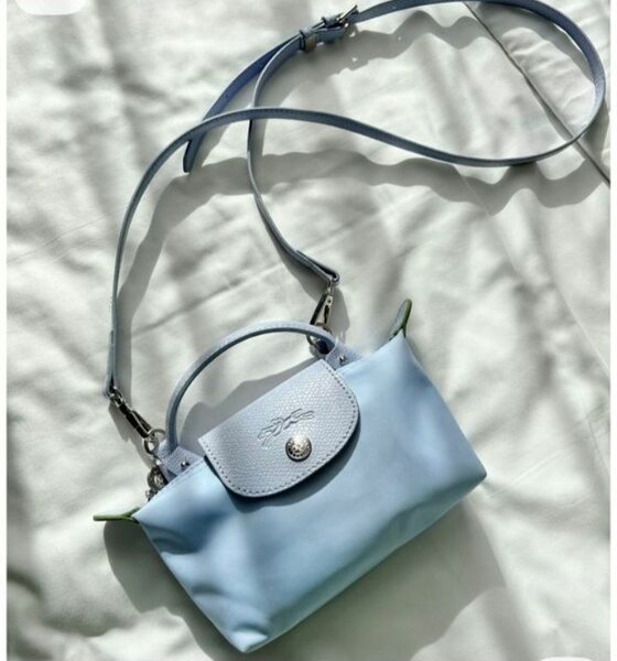 Sac bandoulière bleu élégant