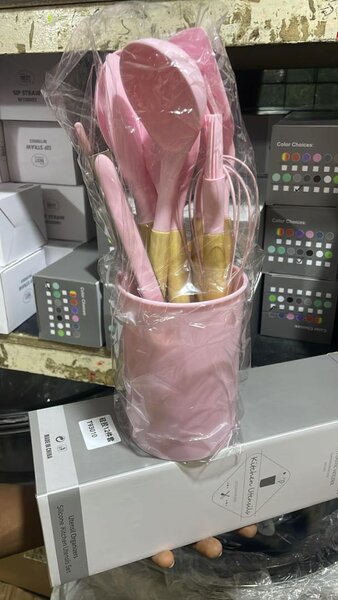 Silicone spoon sets( free delivery)