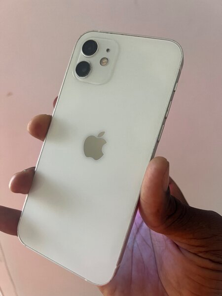 IPhone 12 128giga sans Face ID