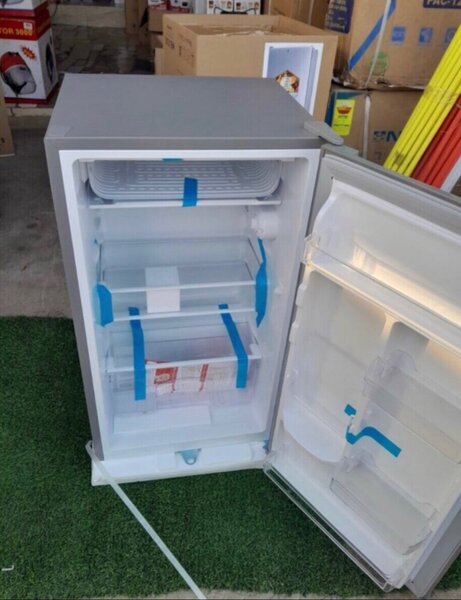 TABLE TOP FRIDGE