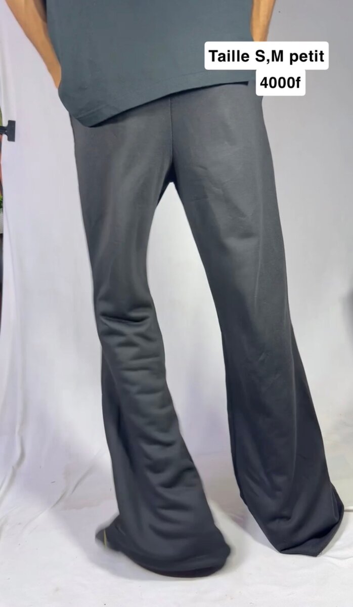 Pantalon noir confortable