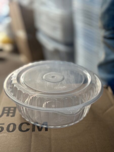 Boîtes alimentaires en plastique