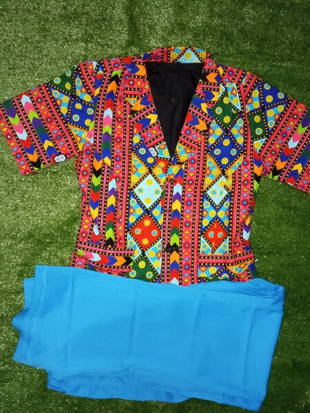 Veste Colorée à Motifs Africains