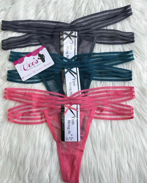 Strings et culottes pour femmes