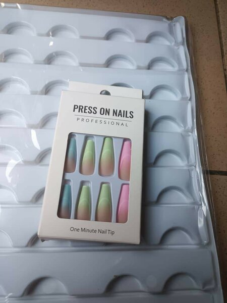 Ongles Pratiques DIY