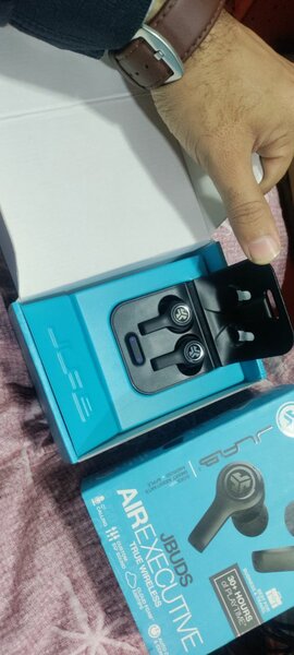 Jlab earbuds jlab headphones jlaab head seat