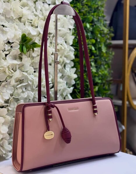 Sac à main moderne femme