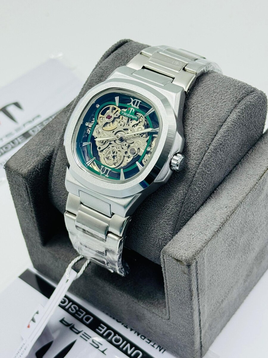 Montre squelette mécanique