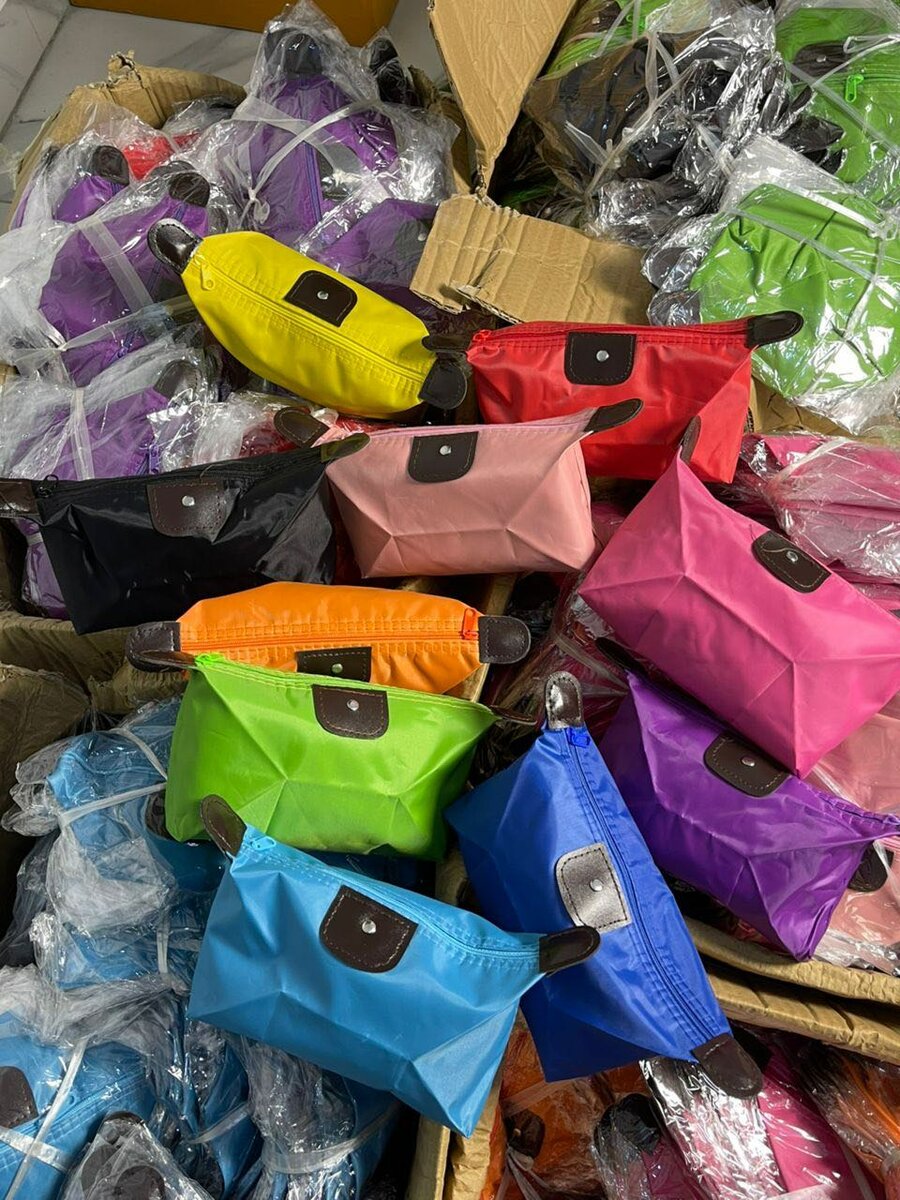 Pochettes Multicolores Pratiques