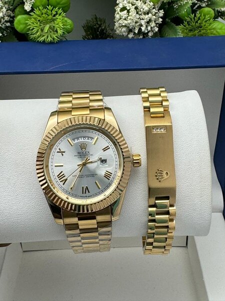 Gold Rolex watch with Bracelet