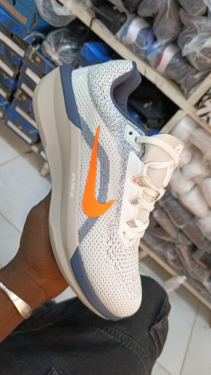 Chaussures de sport léger homme