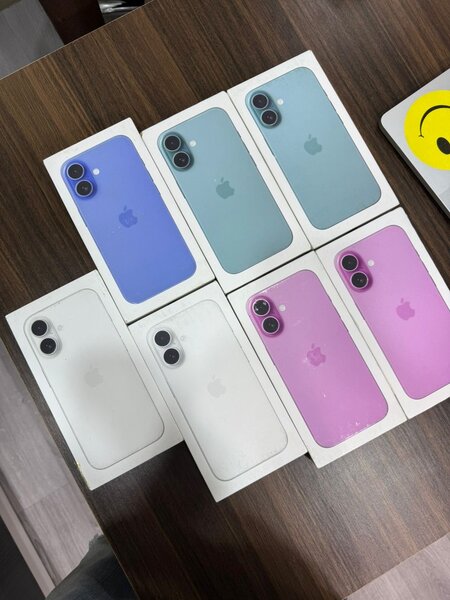 iPhone 16 - Multicolore