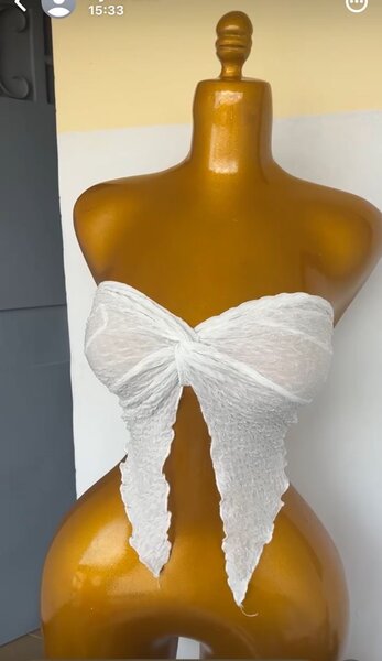 Top bandeau noué élégant