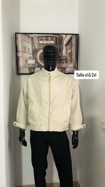 Surchemise blanche pour homme