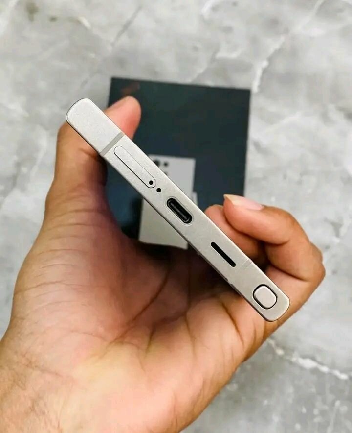 Samsung Galaxy S24 ULTRA