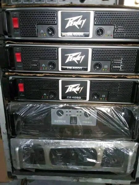 Amplificateur audio professionnel