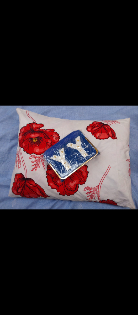 Taie d'oreiller fleurie rouge