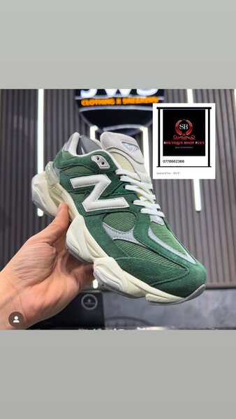 Basket New balance  authentique avec sa boîte