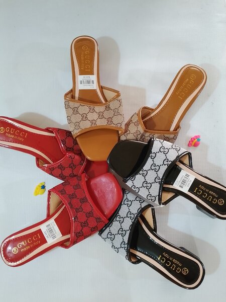 Sandales en cuir élégantes