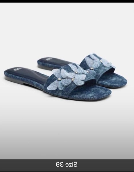 Quality flat slippers