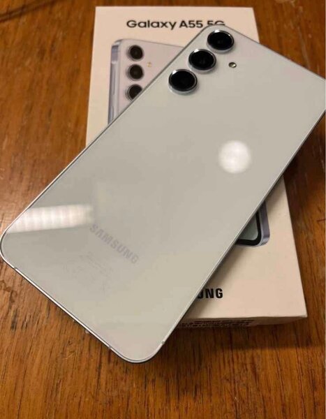 Samsung Galaxy A55 5G élégant