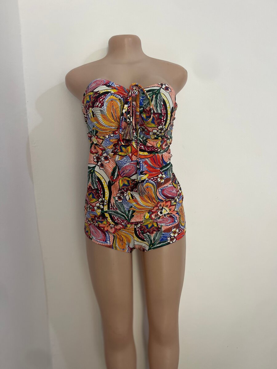 Colorful Strapless Swimsuit