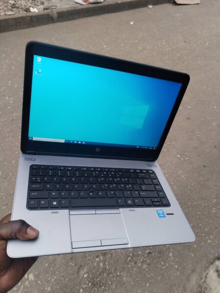 Ordinateur Portable HP I5